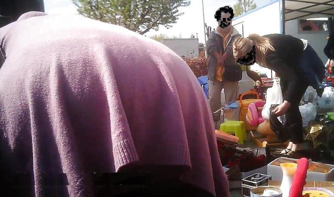 7P Arabische MILF bückt sich