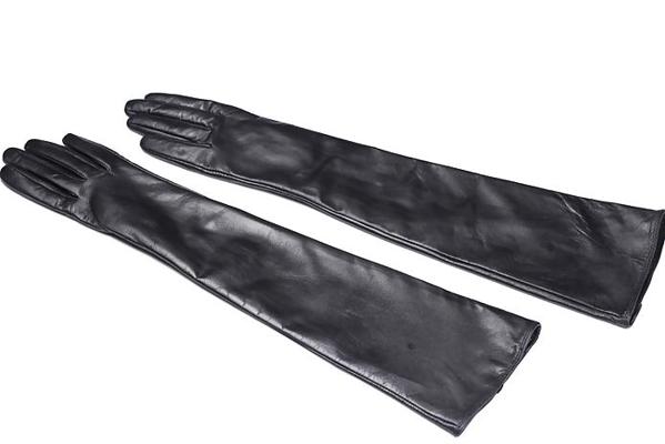 25P Leather gloves fetish