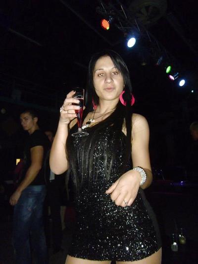 25P ALEXIA romanian prostitute in italy