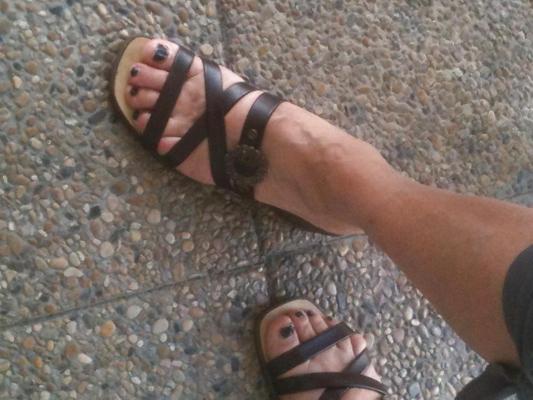 21P French Mom's Feet 2