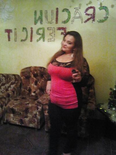 18P Romanian girl: Mihaela