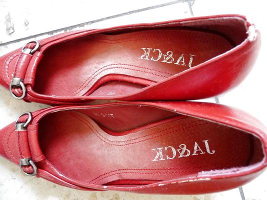 6P Neighbours red leather heels shoes