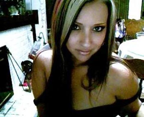 10P Gorgeous big tit latina