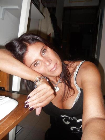 9P Italian woman: Sophia
