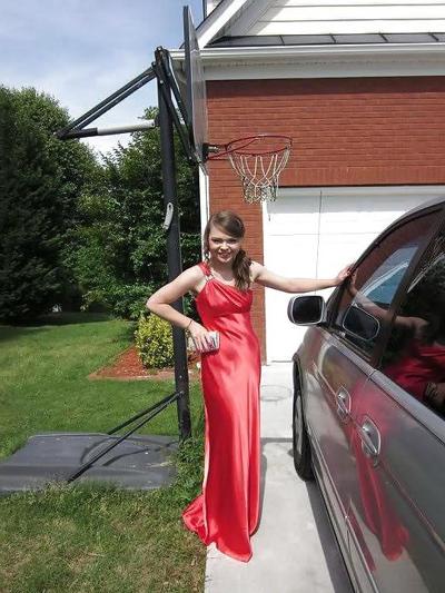10P Single girl in Prom dress