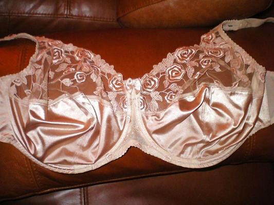 22P Fantasie Belle - Самый сексуальный бюстгальтер