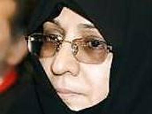 7P Ehefrau des iranischen Präsidenten, Hijab-Milf