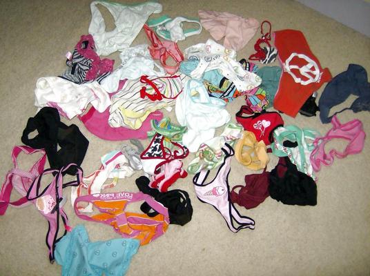 10P Amigas ensenando calzones Friend showing panties #11