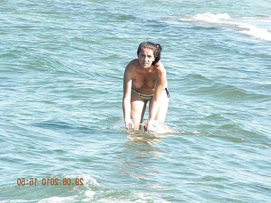 25P The beach 107