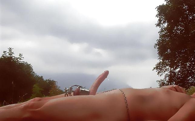 8P Mon esclave enchaine my slave chained