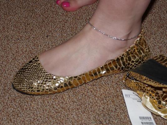 16P Wifes gold heels flats ballerinas shoes feet 2