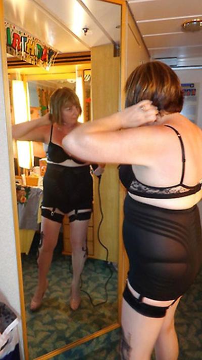25P Große Mädchen in Dessous 6