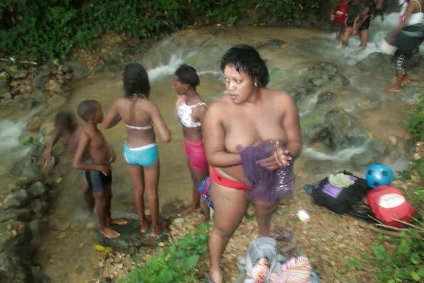 13P African Nude