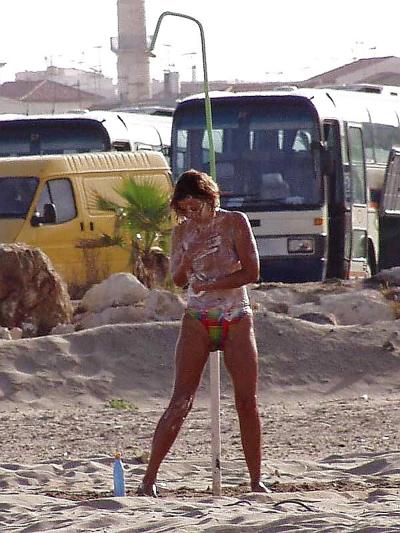 25P The beach 164