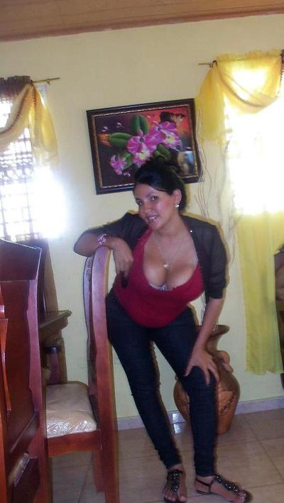 12P Big tit latina
