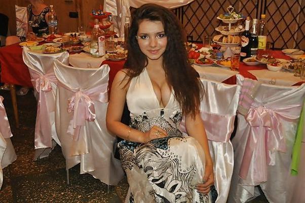 11P 巨乳ロシア人女性 612