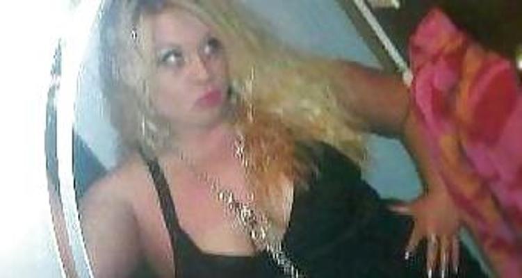 25P Extremly Sexy Chubby Blonde.