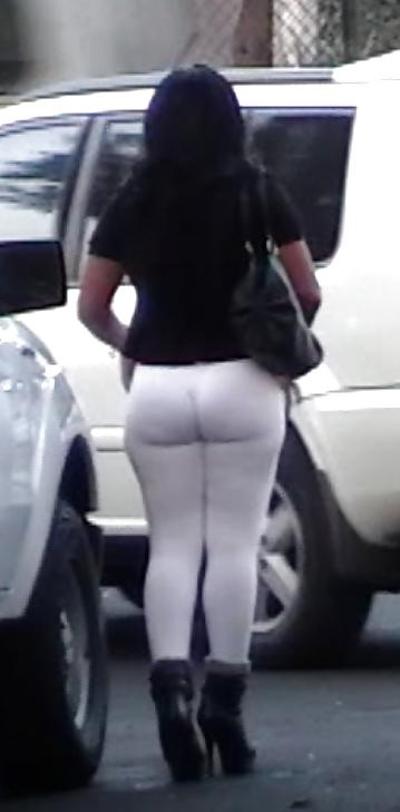 7P Putita bien rica esperando cliente