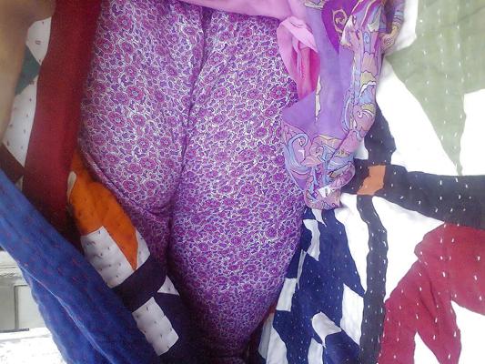 25P Arab and Indian ass