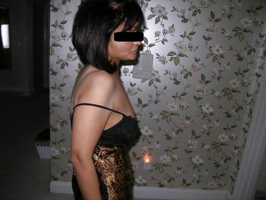 21P Arab Egyptian MILF relaxing time
