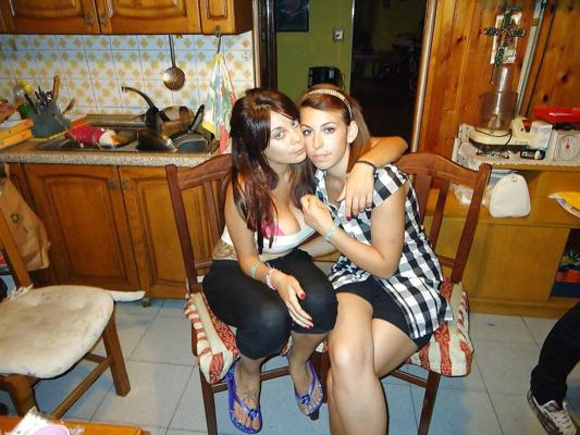 13P Italian girl: Donna