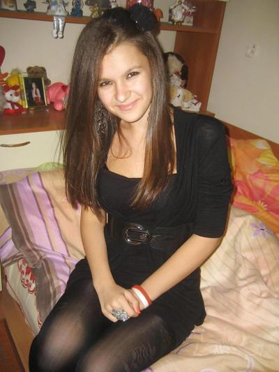 4P Cute bulgarian teen