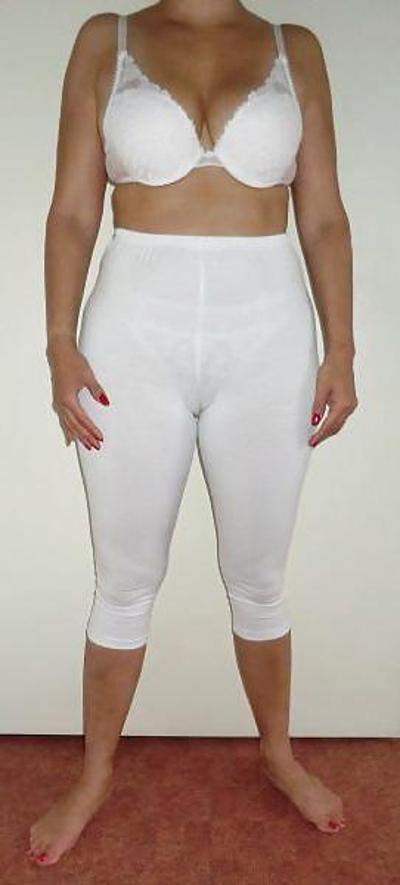 24P Fotze frisst Hose - cameltoe