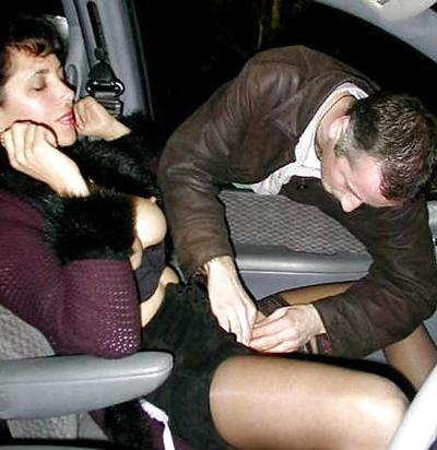 25P Les salopes ( dogging outdoors , cars )