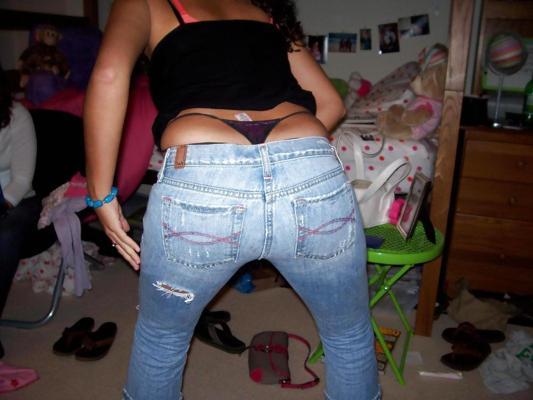 25P Thong 52