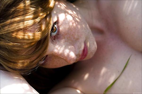 11P Hotties with Spotties - Freckles
