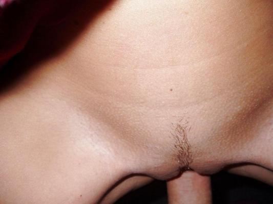 21P Cute amateur with good and bad close ups.  