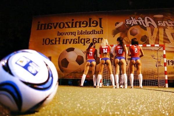 25P SERBIAN GIRLS