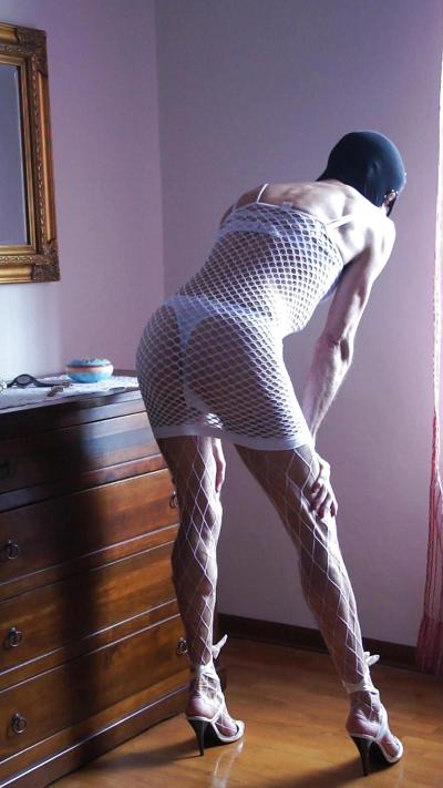 8P White fishnet