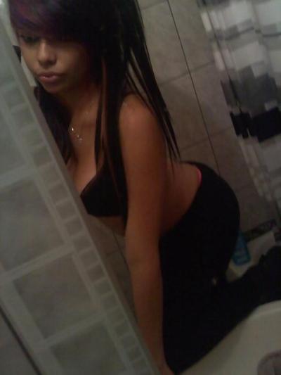 12P How dou you like this busty latina bitch? (comment pls)