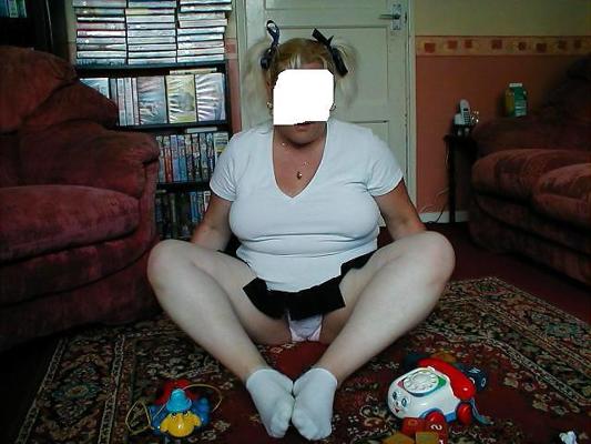 25P Wife doing her sexy role-play