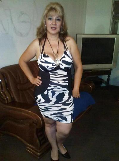 17P Mature thick latina