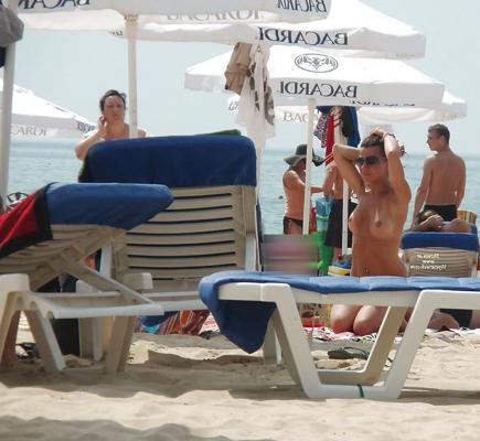 25P Beach Girls