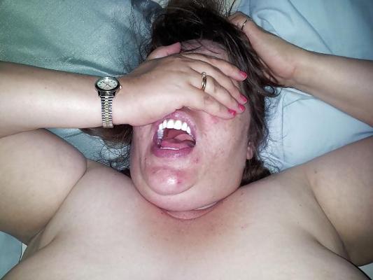 8P Some pics for you to cum on...