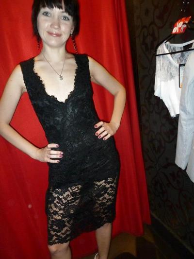 25P Sexy mature Lena (un)dressing  with small tits and ass