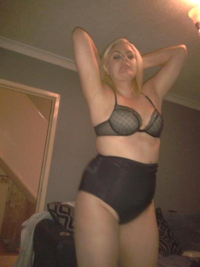 25P Scottish spread wife