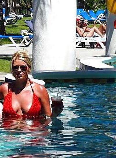 13P Tasha - holiday snaps
