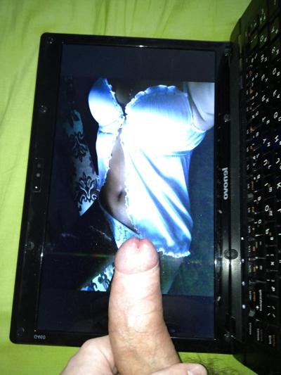 4P Wanking on marina-kis's pictures