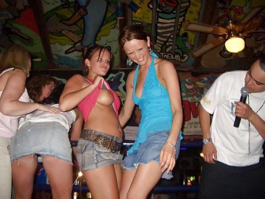 25P Show Your Tits 72