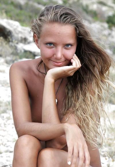 15P Teen Beauty 74 - Amara - Par TROC