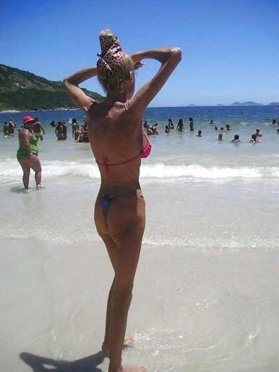 7P HOT GILF LOL