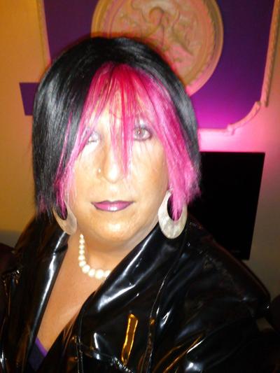 18P Pink n Black PVC