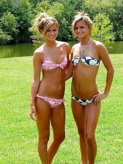 25P Girls in Bikinis 13