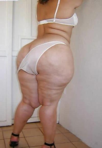 10P Huge Ass Latina part 1