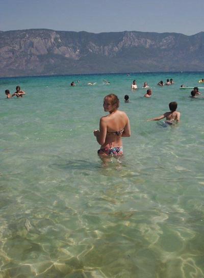 17P Teens on holiday