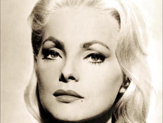25P Sexy und heiße VIRNA LISI-Berühmtheit mit ganz natürlicher Schönheit
